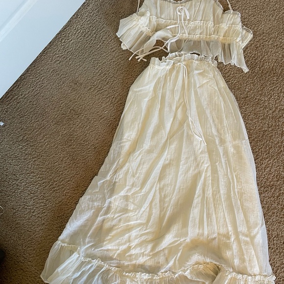 Cream Ruffled Two-Piece Set - Picture 6 of 6